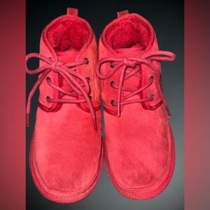 Ugg men’s red Neumel boots; sz 9